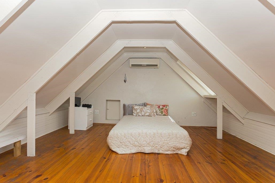 5 Bedroom Property for Sale in West Beach Western Cape